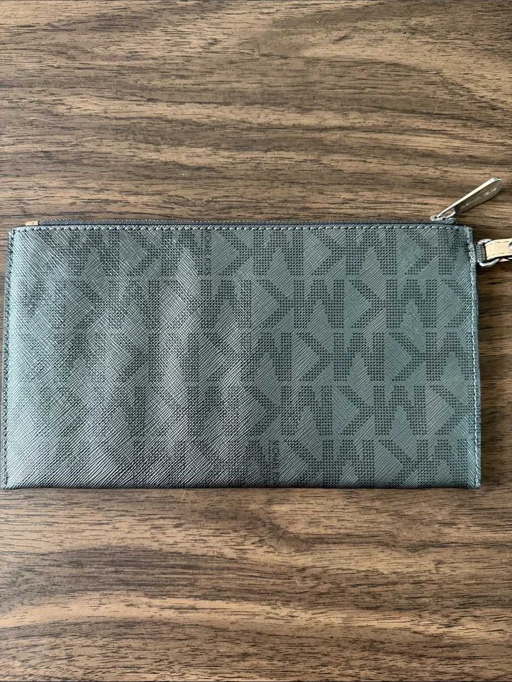 Michael Kors Wristlet Clutch